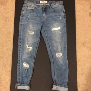 Boyfriend jeans (size 4)